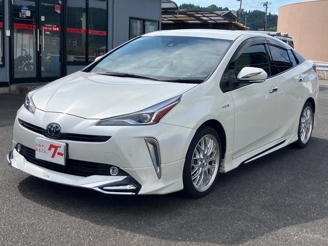 Toyota PRIUS 2019 — фото автомобиля 1