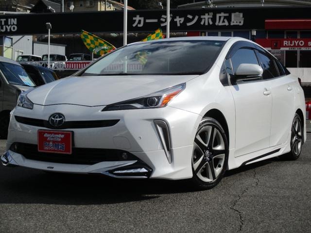 Toyota PRIUS 2020 — фото автомобиля 1