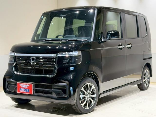 Honda N-BOX CUSTOM 2026 — фото автомобиля 1