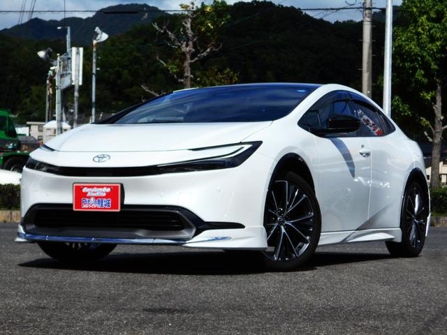 Toyota PRIUS 2024 — фото автомобиля 1