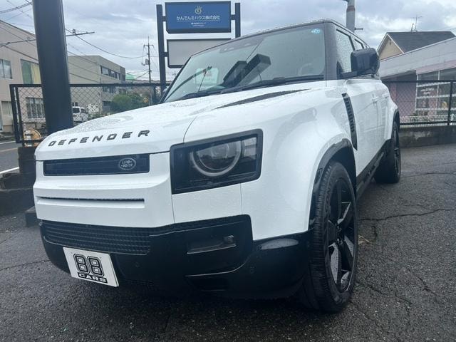 Land Rover DEFENDER 2026 — фото автомобиля
