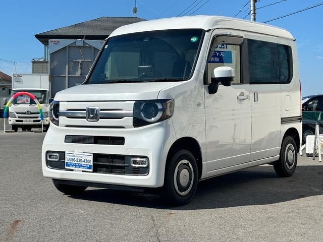 Honda N-VAN PLUS STYLE 2020 — фото автомобиля 1