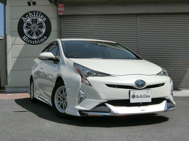 Toyota PRIUS 2018 — фото автомобиля 1