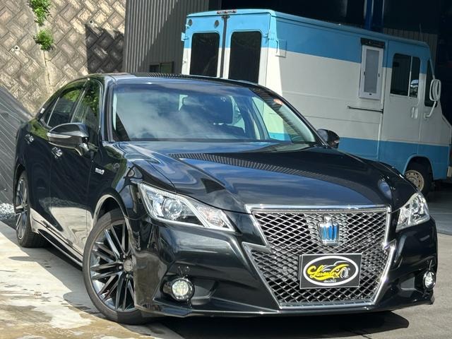 Toyota CROWN HYBRID 2013 — фото автомобиля