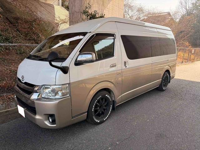 Toyota HIACE WAGON 2009 — фото автомобиля