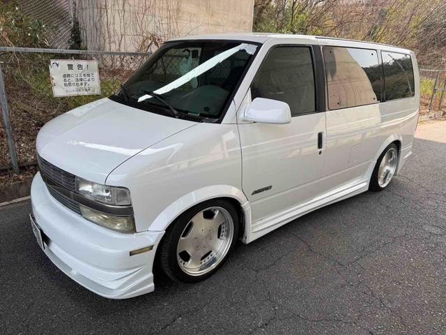 Chevrolet ASTRO 2000 — фото автомобиля