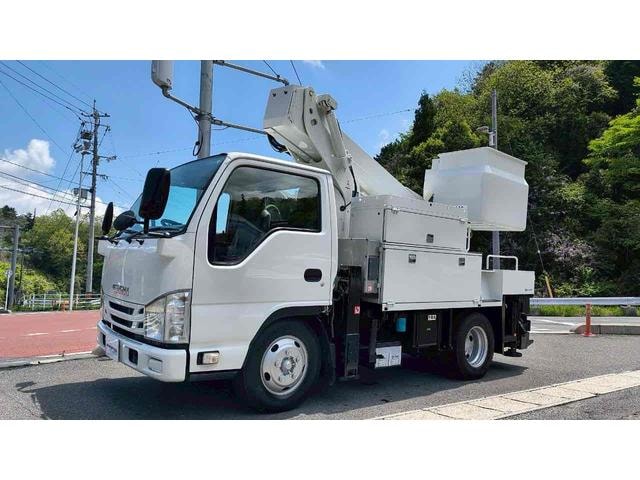 Isuzu ELF TRUCK 2012 — фото автомобиля 1