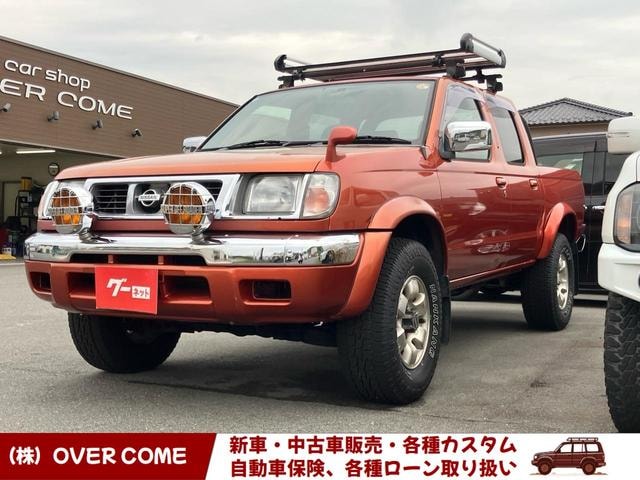 Nissan DATSUN PICK UP 2001 — фото автомобиля 1