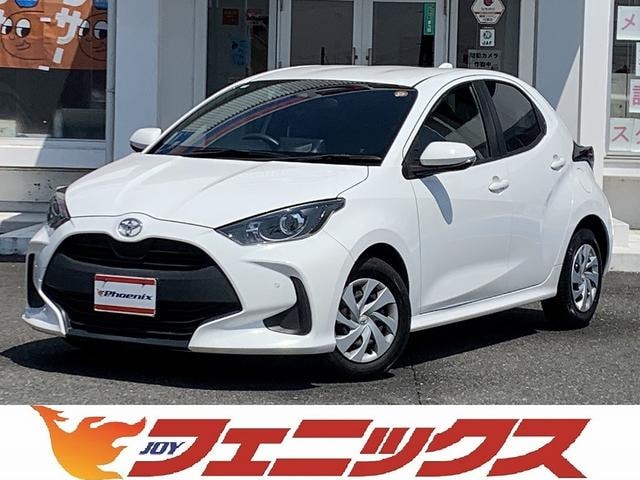 Toyota YARIS 2021 — фото автомобиля 1