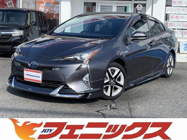 Toyota PRIUS 2016 — фото автомобиля 1
