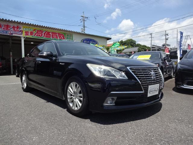 Toyota CROWN HYBRID 2013 — фото автомобиля 1