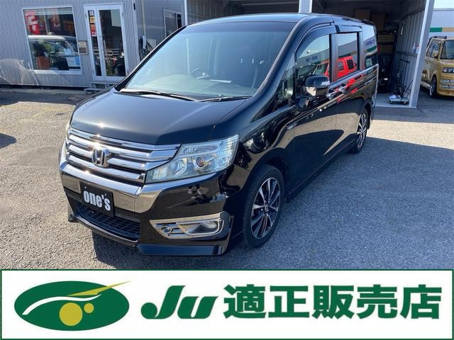 Honda STEPWAGON SPADA 2013 — фото автомобиля 1