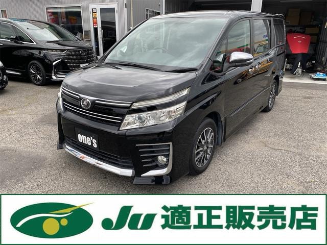 Toyota VOXY 2015 — фото автомобиля 1