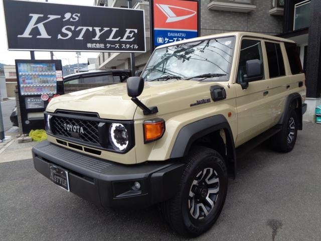 Toyota LAND CRUISER 70 2025 — фото автомобиля