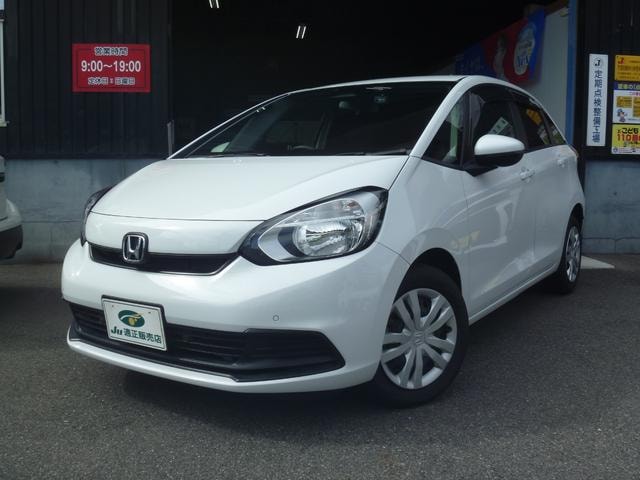 Honda FIT 2023 — фото автомобиля 1