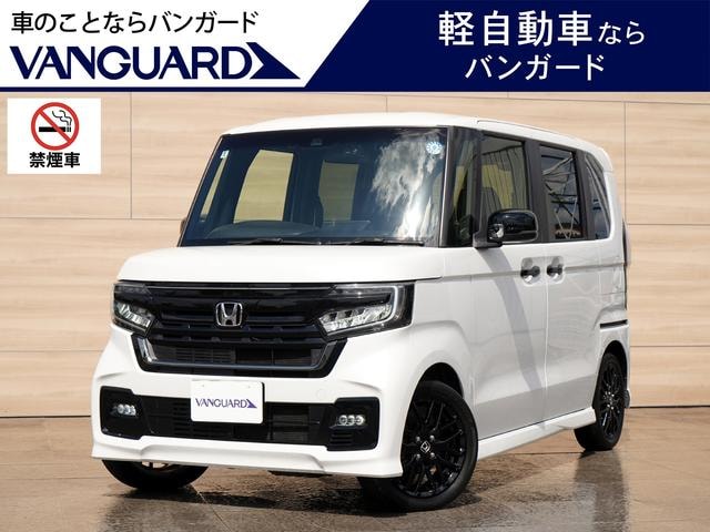 Honda N-BOX CUSTOM 2022 — фото автомобиля 1