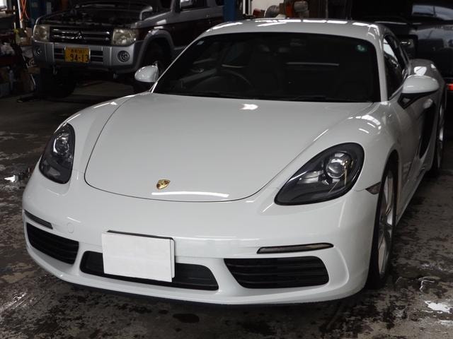 Porsche 718 CAYMAN 2017 — фото автомобиля