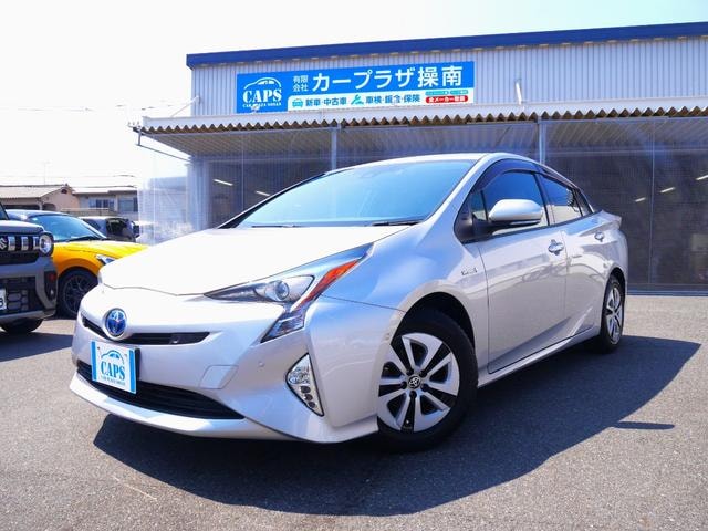 Toyota PRIUS 2017 — фото автомобиля 1