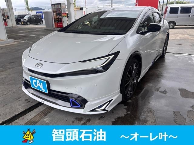 Toyota PRIUS 2024 — фото автомобиля
