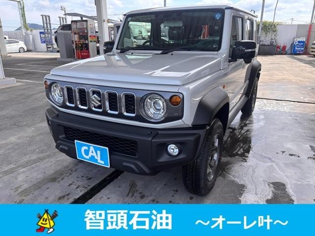 Suzuki JIMNY NOMADE 2026 — фото автомобиля