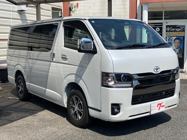 Toyota HIACE VAN 2026 — фото автомобиля