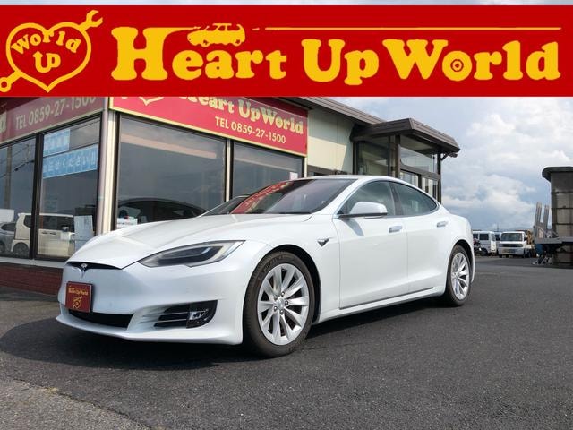Tesla MODEL S 2017 — фото автомобиля