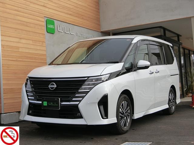 Nissan SERENA 2023 — фото автомобиля 1