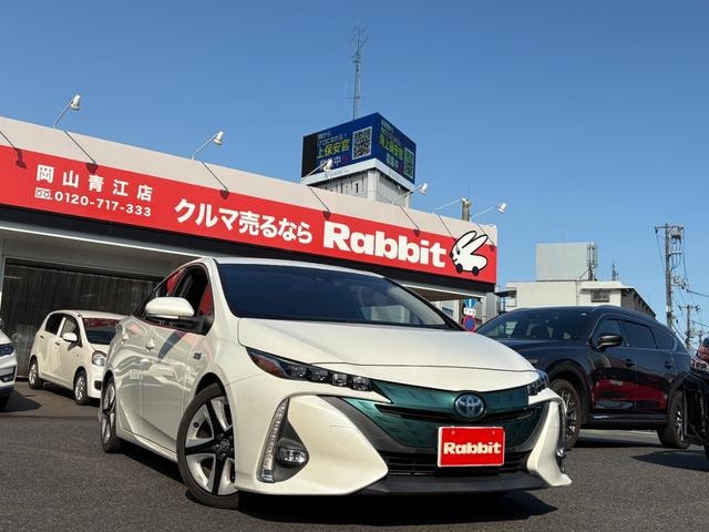 Toyota PRIUS PHV 2017 — фото автомобиля 1