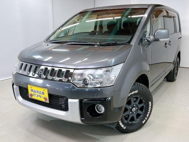 Mitsubishi DELICA D:5 2013 — фото автомобиля 1