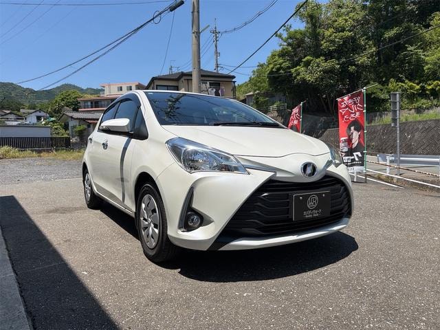 Toyota VITZ 2017 — фото автомобиля 1