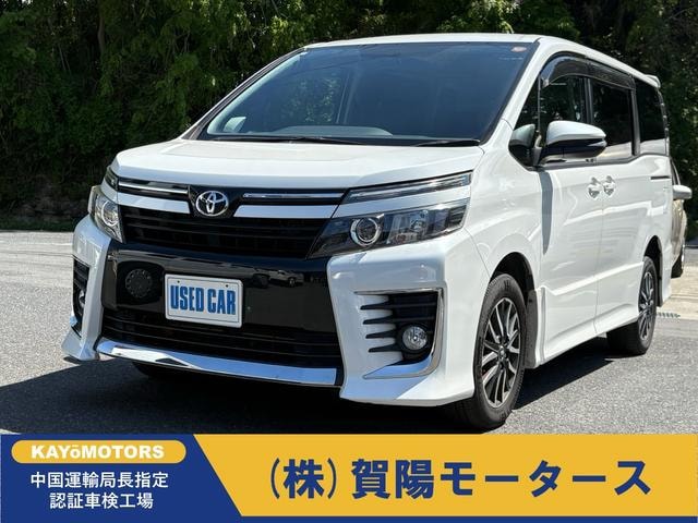 Toyota VOXY 2014 — фото автомобиля 1