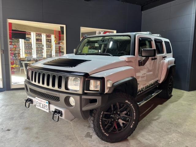 Hummer H3 2009 — фото автомобиля