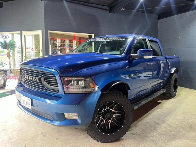 Dodge RAM  — фото автомобиля 1