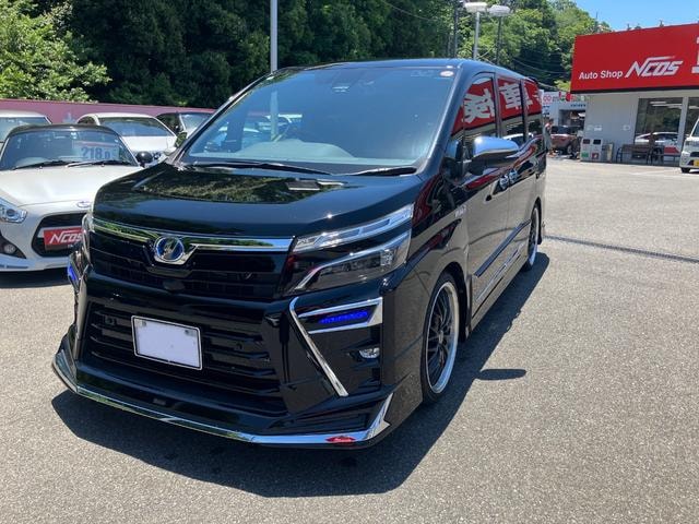 Toyota VOXY 2020 — фото автомобиля 1