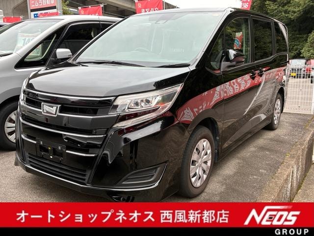 Toyota NOAH 2021 — фото автомобиля