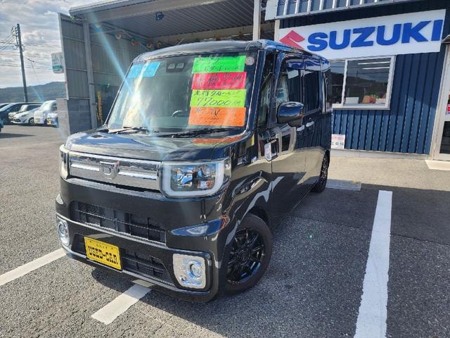 Daihatsu WAKE 2018 — фото автомобиля
