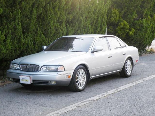 Nissan INFINITI Q45 1993 — фото автомобиля