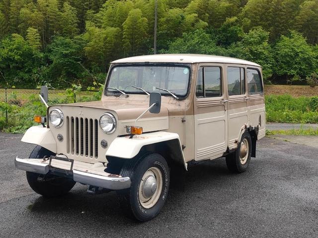 Mitsubishi JEEP 1982 — фото автомобиля