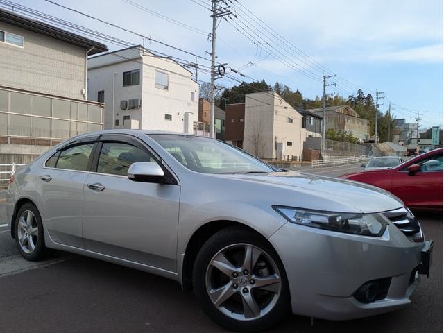 Honda ACCORD 2012 — фото автомобиля