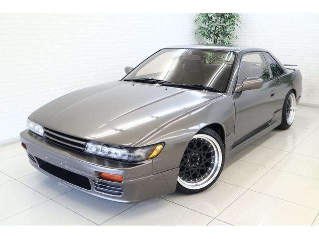 Nissan SILVIA 1992 — фото автомобиля 1