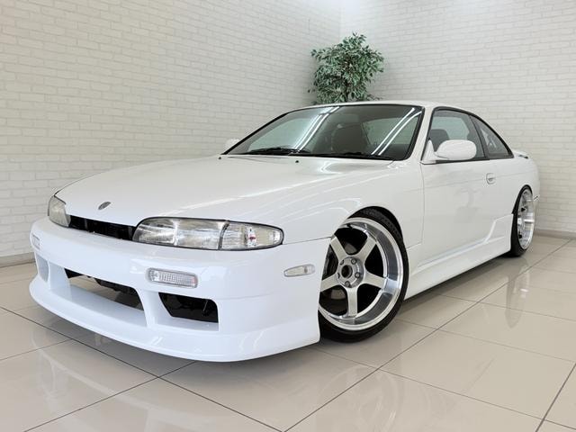 Nissan SILVIA 1994 — фото автомобиля