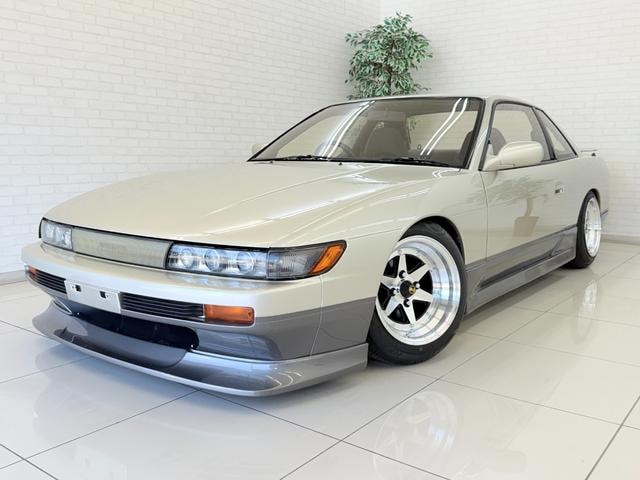 Nissan SILVIA 1991 — фото автомобиля 1