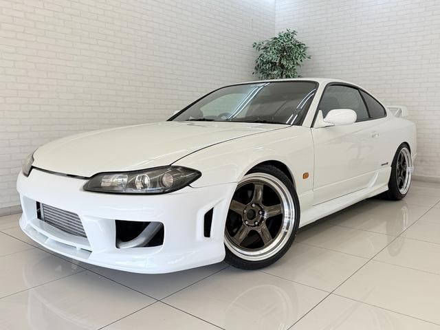 Nissan SILVIA 1999 — фото автомобиля 1