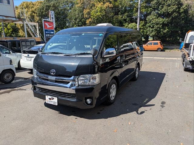 Toyota HIACE WAGON 2018 — фото автомобиля 1