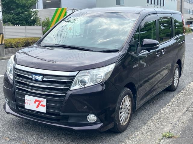 Toyota NOAH 2014 — фото автомобиля 1