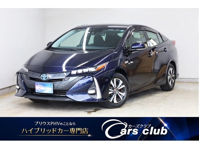 Toyota PRIUS PHV 2020 — фото автомобиля 1