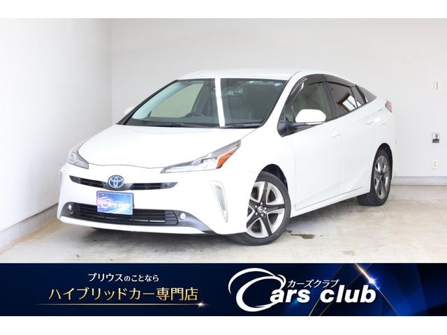 Toyota PRIUS 2021 — фото автомобиля 1