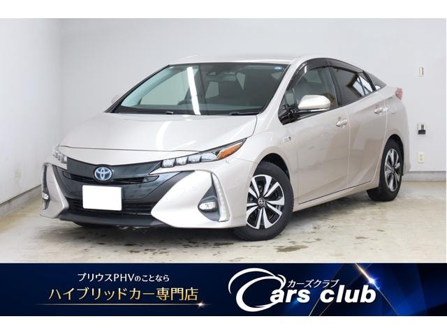 Toyota PRIUS PHV 2017 — фото автомобиля