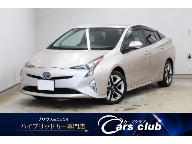Toyota PRIUS 2016 — фото автомобиля 1