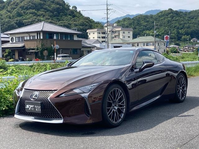 Lexus LC 2017 — фото автомобиля 1